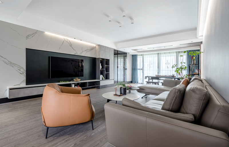 金地網(wǎng)球花園150平現(xiàn)代輕奢