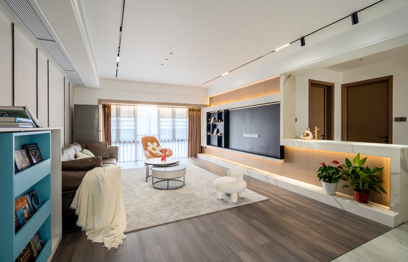 金地梅龍鎮(zhèn)144平米現(xiàn)代簡(jiǎn)約風(fēng)格裝修